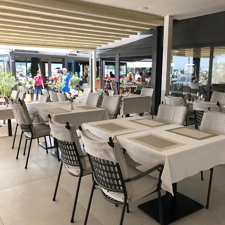 Sangulin Palace M Konukevi