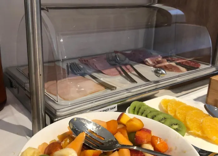 Sangulin Palace M Gostinjska kuća