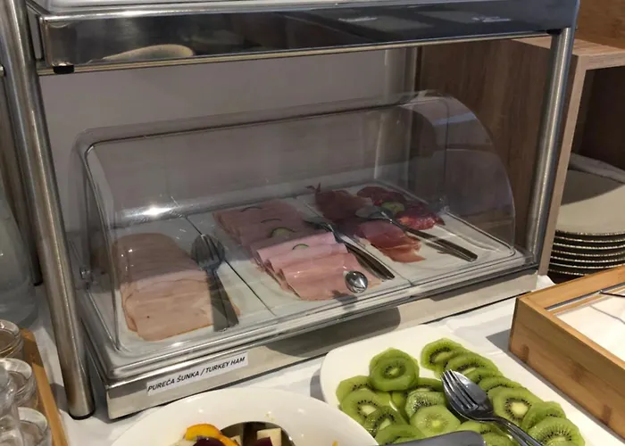 Гостевой дом Sangulin Palace M Биоград-на-Мору