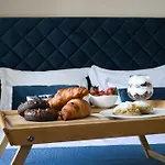 Sangulin Palace M Pensionat 4*