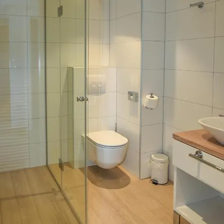 Sangulin Palace M Vendégház 4*