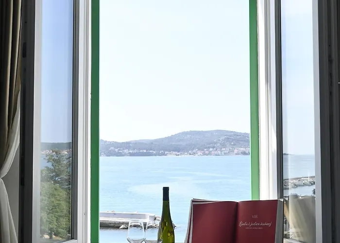 Sangulin Palace M 4*