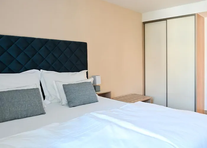 Guest house Sangulin Palace M